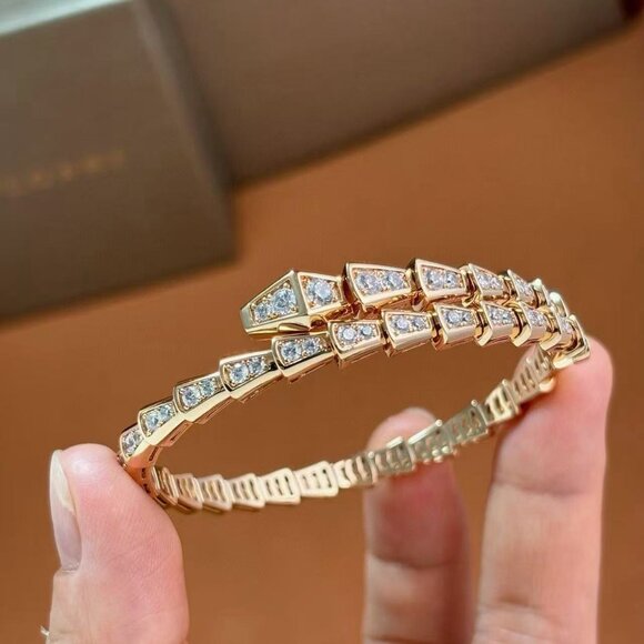 BVLGARI Snake Bracelet Diamonds - Picture 1 of 6